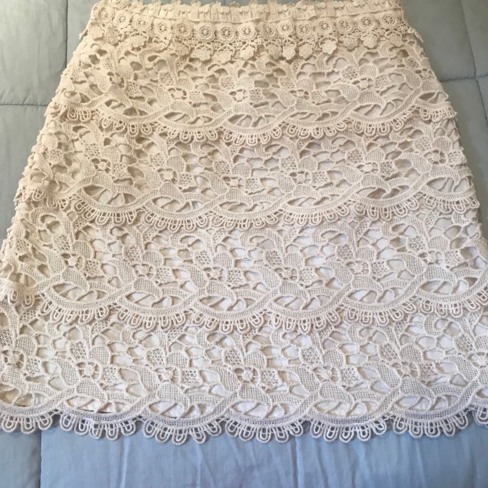 Loft mini skirt